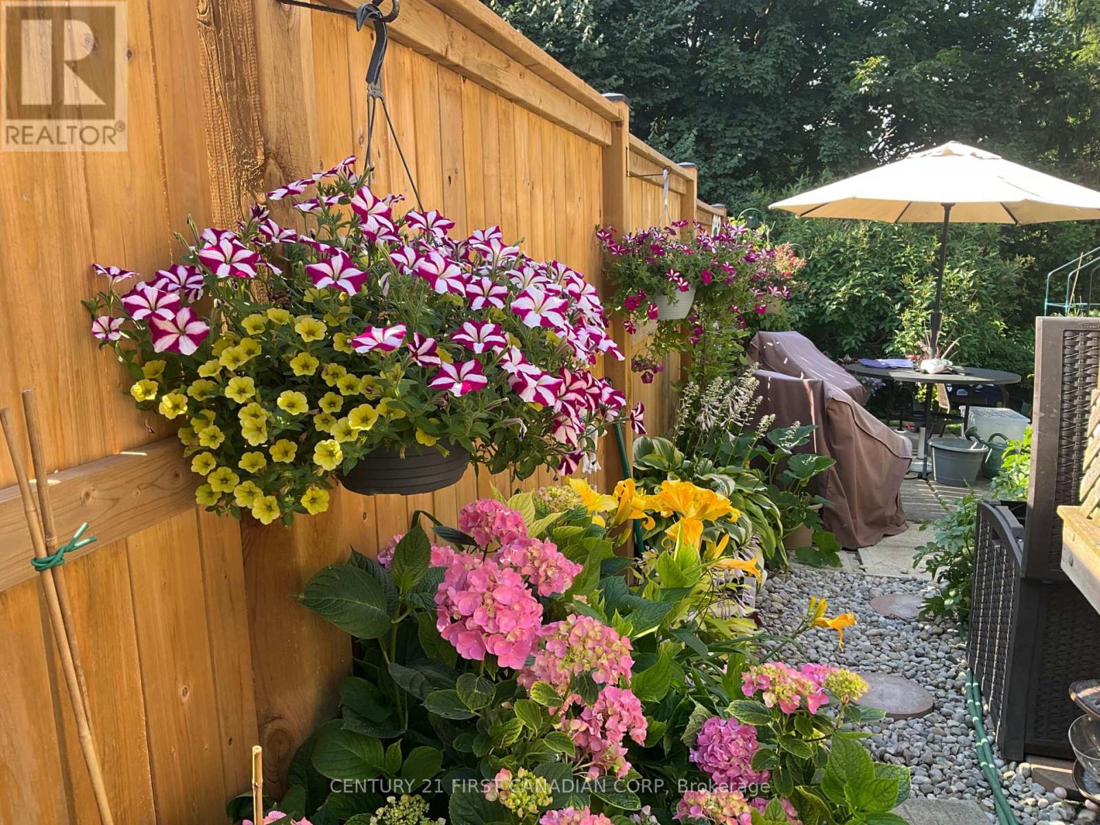 1099 Byron Baseline Road, London South, Ontario  N6K 2C7 - Photo 47 - X12822028