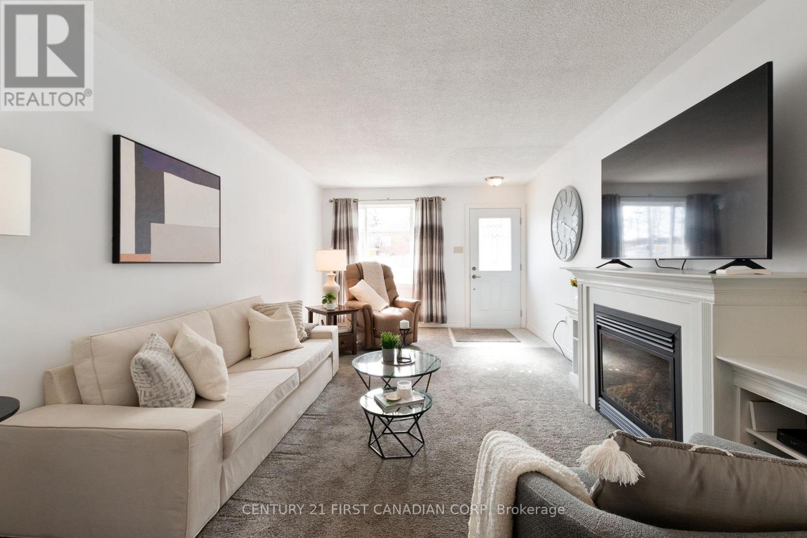 1099 Byron Baseline Road, London South, Ontario  N6K 2C7 - Photo 6 - X12822028