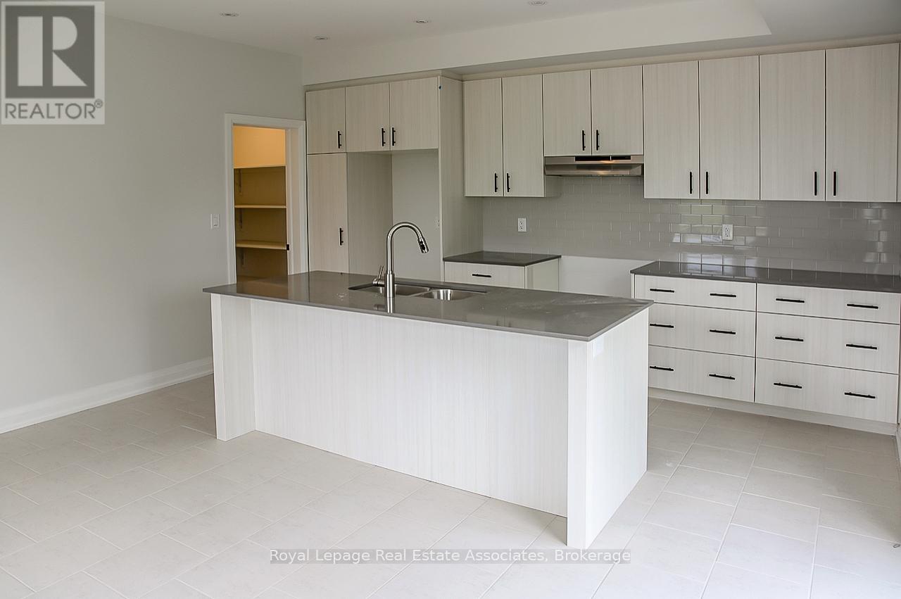 40 Windtree Way, Halton Hills, Ontario  L7G 0P6 - Photo 7 - W12827972