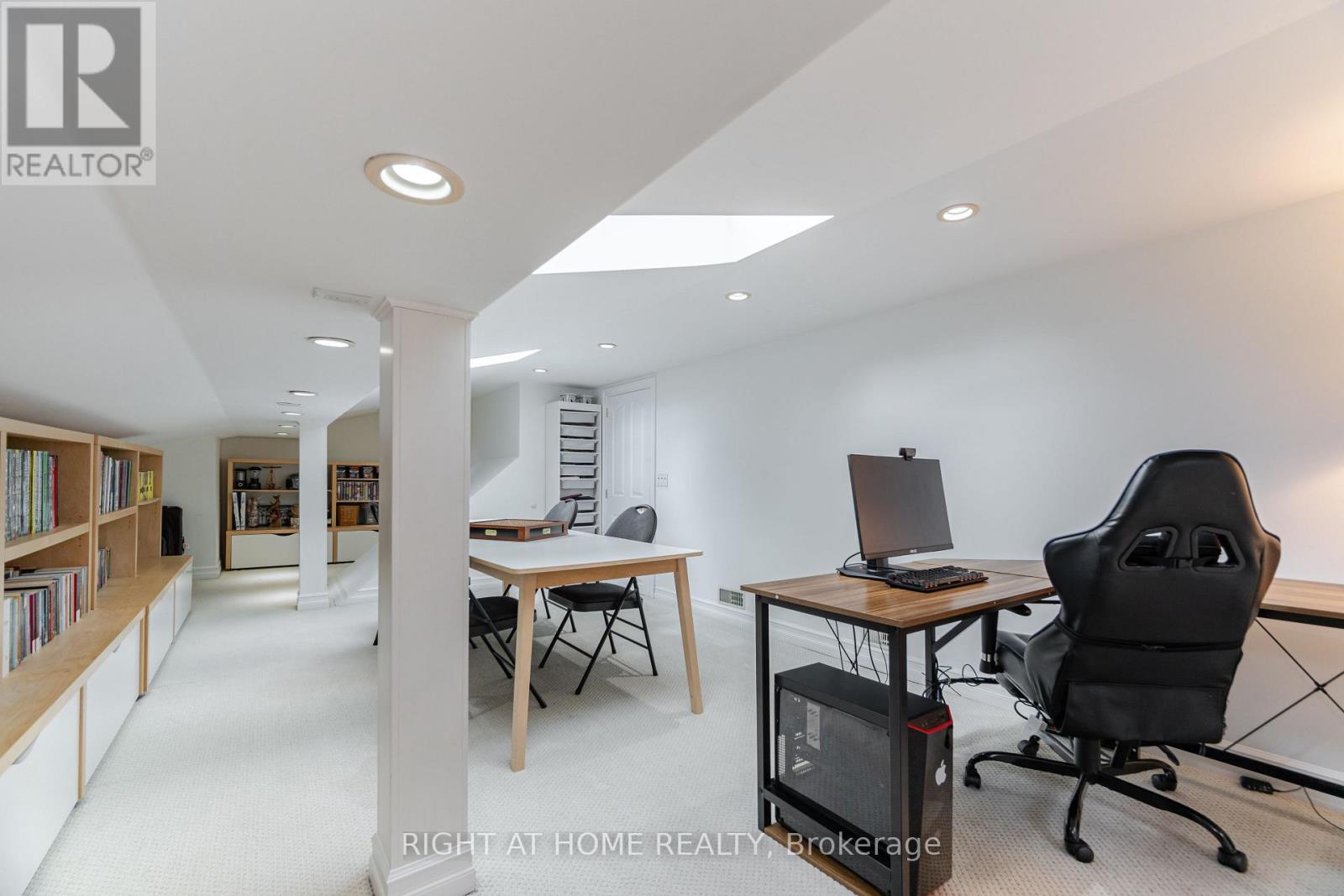 1117 Springhill Drive, Mississauga, Ontario  L5H 1N2 - Photo 26 - W12827998