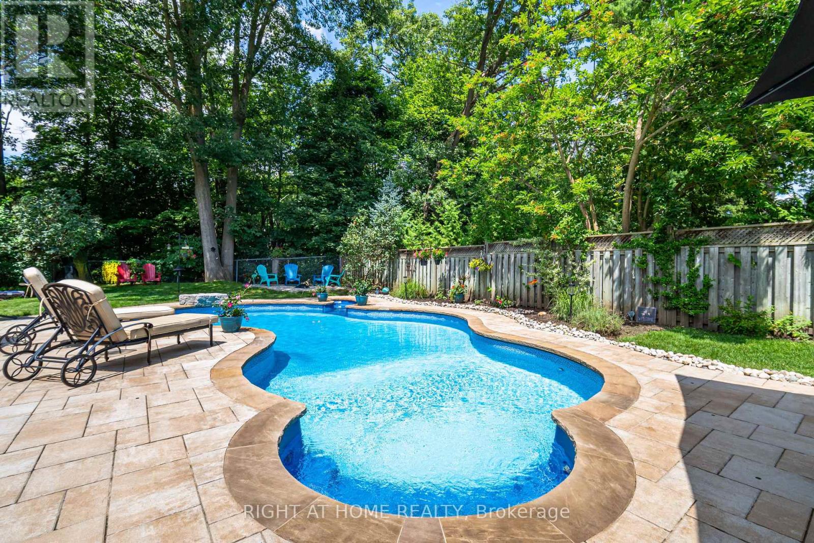 1117 Springhill Drive, Mississauga, Ontario  L5H 1N2 - Photo 32 - W12827998