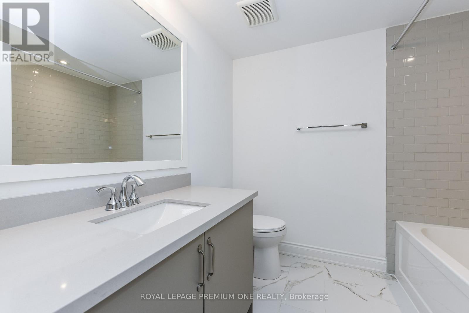 109 - 130 Lunar Crescent, Mississauga, Ontario  L5M 2P6 - Photo 20 - W12828018