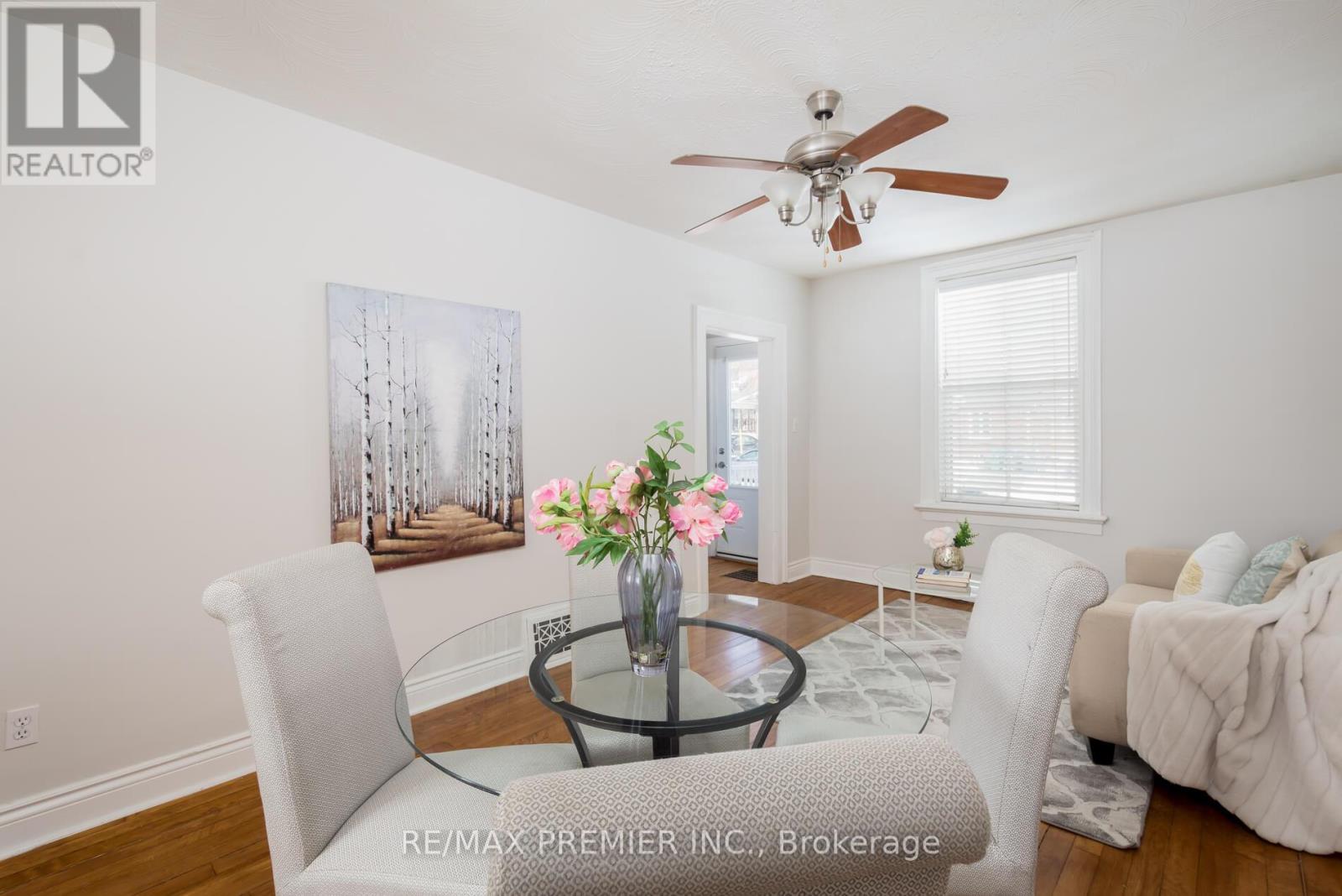 15 Elizabeth Street N, Brampton, Ontario  L6X 1S1 - Photo 14 - W12828048