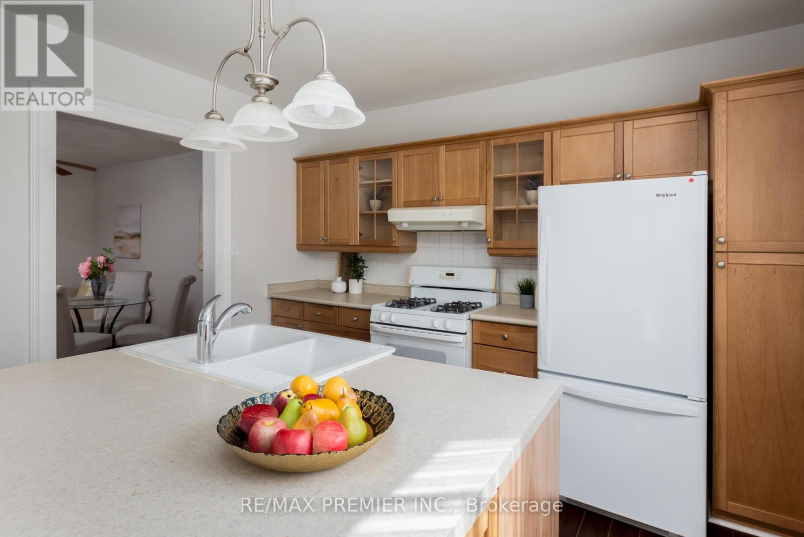 15 Elizabeth Street N, Brampton, Ontario  L6X 1S1 - Photo 20 - W12828048