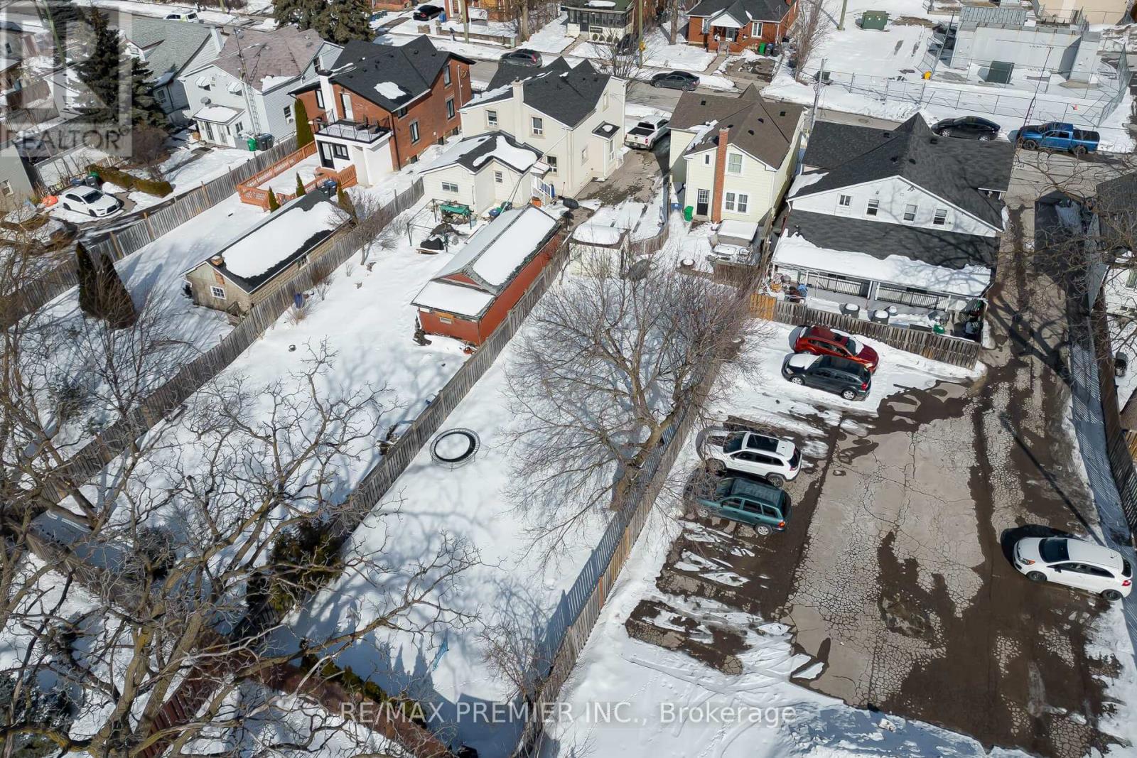 15 Elizabeth Street N, Brampton, Ontario  L6X 1S1 - Photo 40 - W12828048