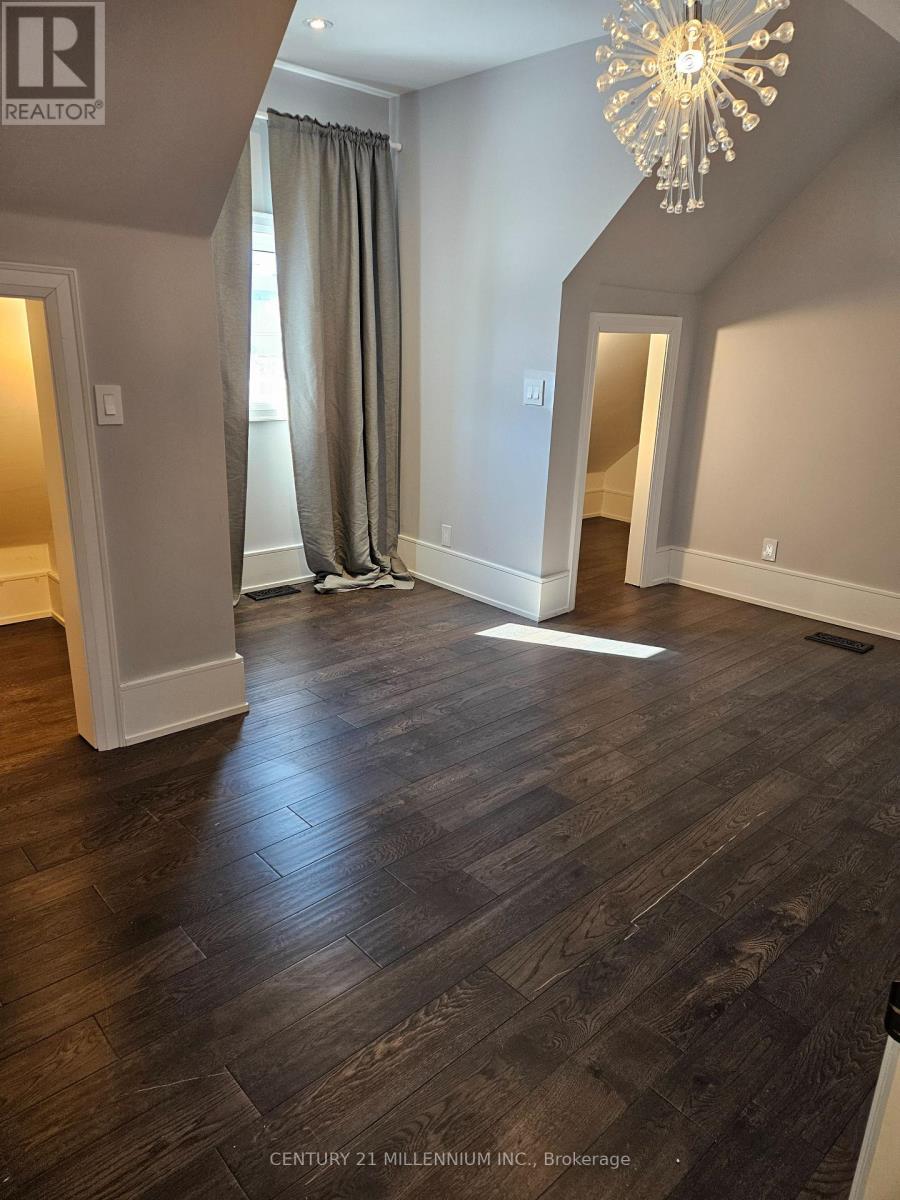 68 River Drive, Halton Hills (Georgetown), Ontario  L7G 2J2 - Photo 12 - W12828082