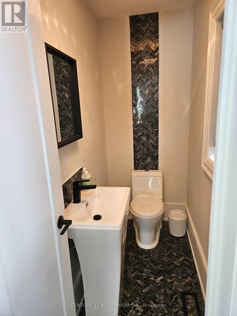 68 River Drive, Halton Hills (Georgetown), Ontario  L7G 2J2 - Photo 21 - W12828082