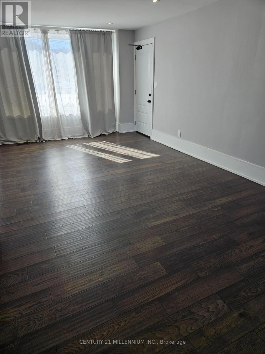 68 River Drive, Halton Hills (Georgetown), Ontario  L7G 2J2 - Photo 23 - W12828082