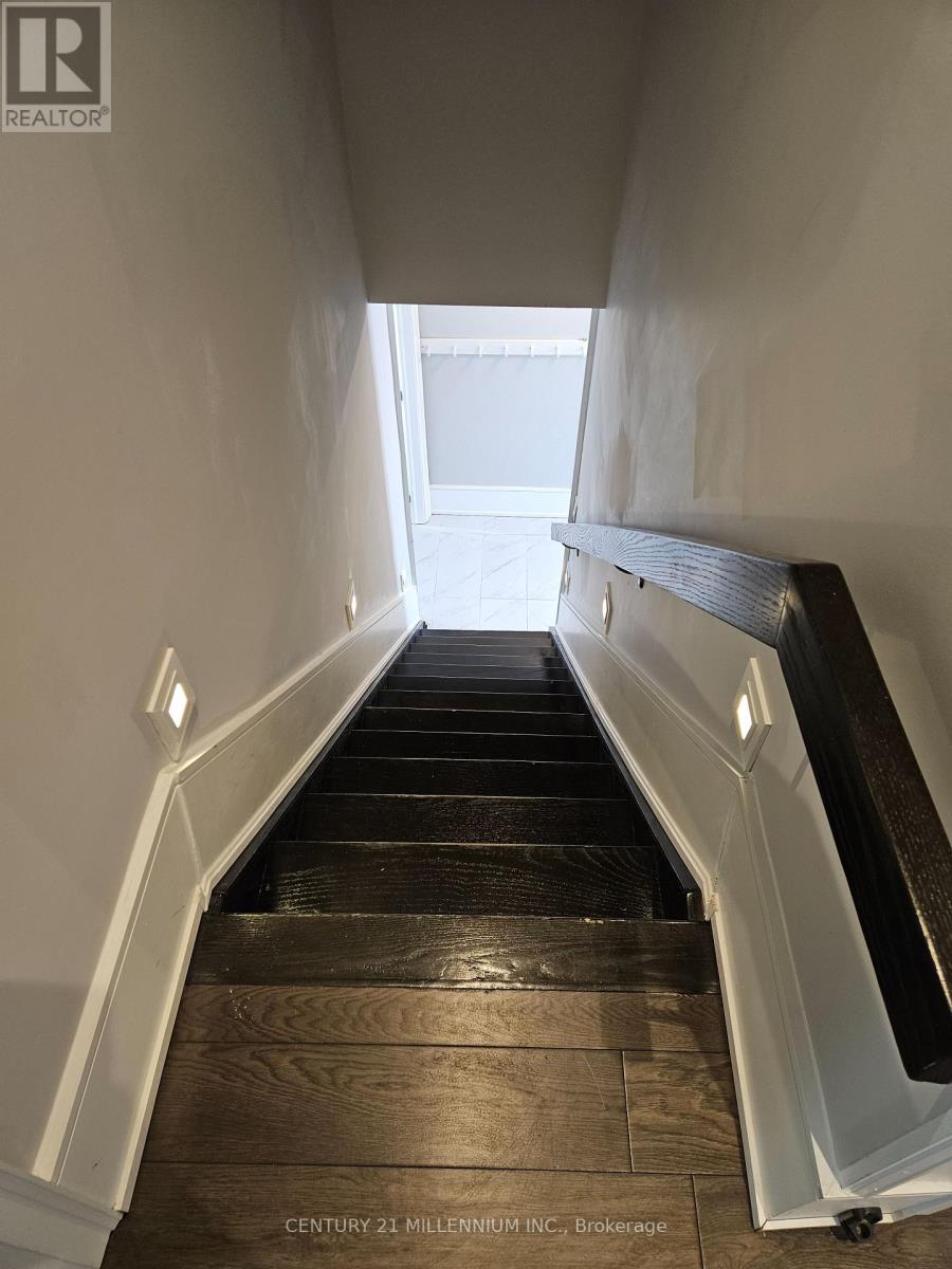 68 River Drive, Halton Hills (Georgetown), Ontario  L7G 2J2 - Photo 28 - W12828082