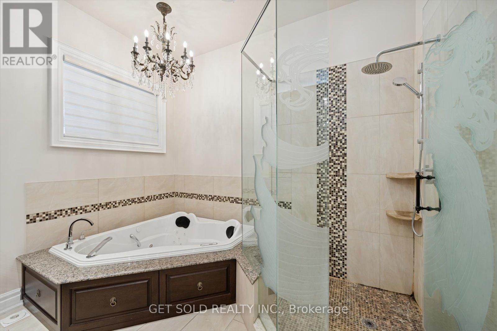 7 Tristan Court, Brampton, Ontario  L6Y 5S2 - Photo 27 - W12828096