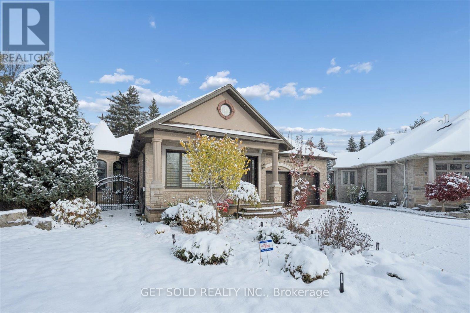 7 Tristan Court, Brampton, Ontario  L6Y 5S2 - Photo 6 - W12828096