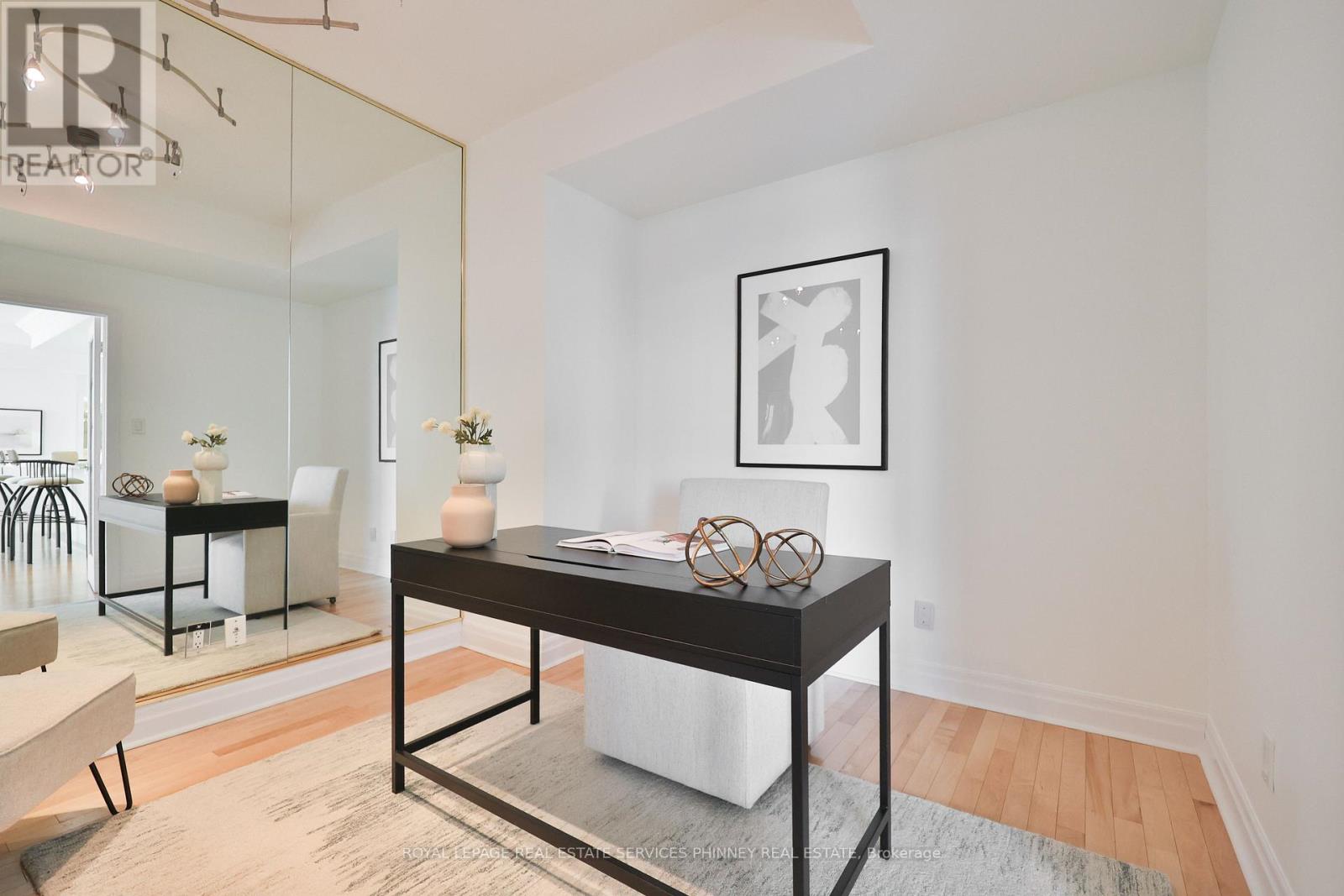 409 - 65 Port Street, Mississauga, Ontario  L5G 4V3 - Photo 16 - W12828100