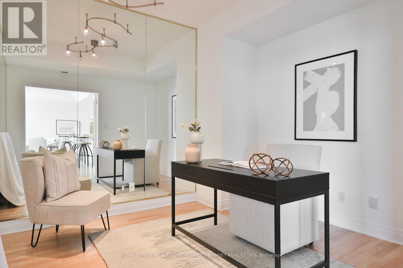 409 - 65 Port Street, Mississauga, Ontario  L5G 4V3 - Photo 17 - W12828100