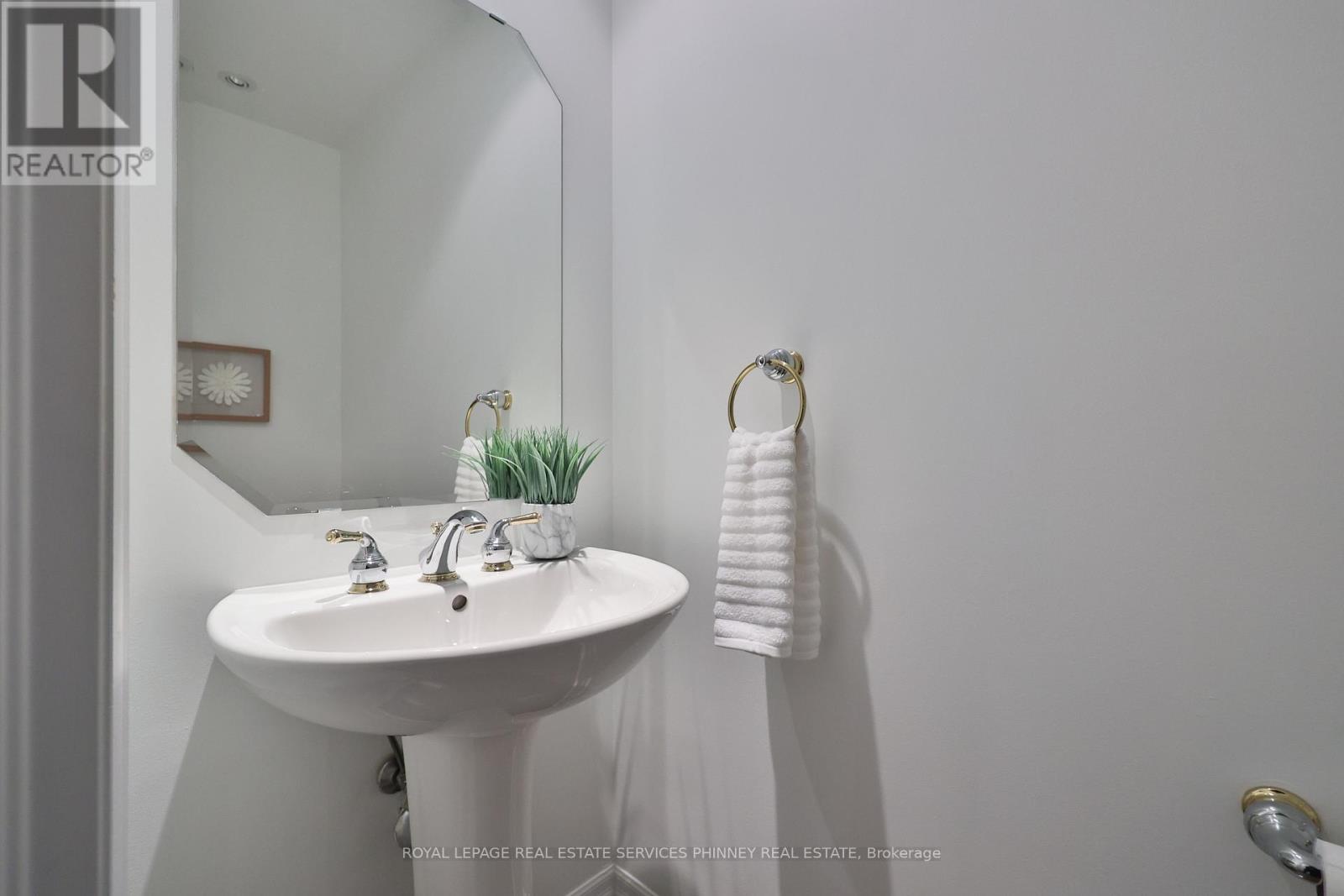 409 - 65 Port Street, Mississauga, Ontario  L5G 4V3 - Photo 18 - W12828100