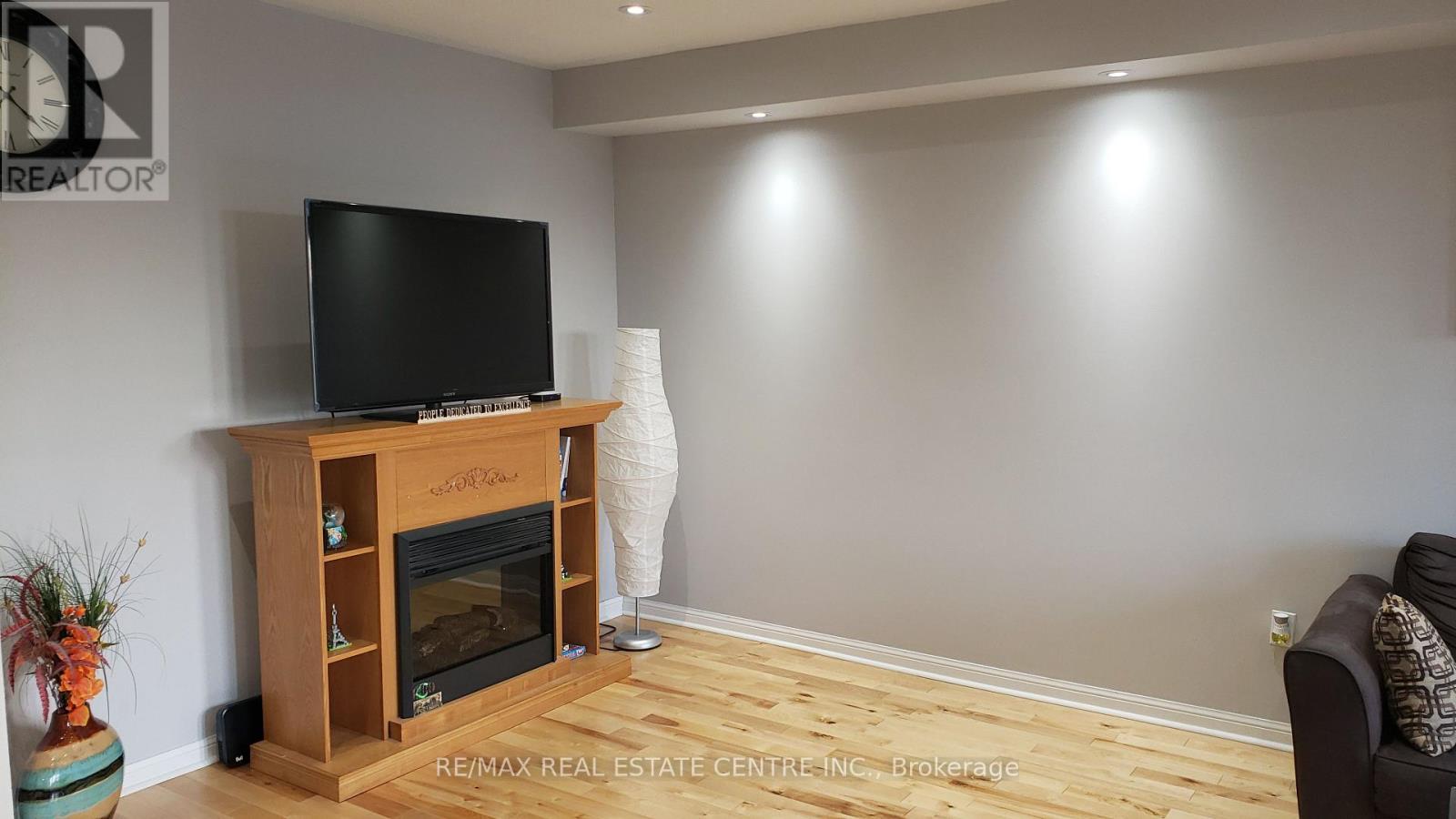 28 - 5980 Whitehorn Avenue, Mississauga, Ontario  L5V 2Y2 - Photo 17 - W12828158