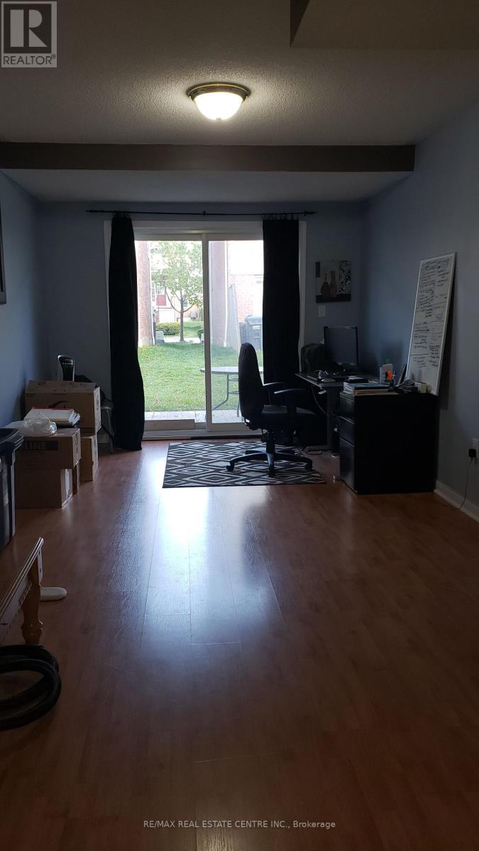 28 - 5980 Whitehorn Avenue, Mississauga, Ontario  L5V 2Y2 - Photo 8 - W12828158