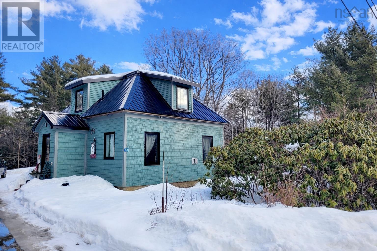 35 Mcdonald Road, White Point, Nova Scotia  B0T 1K0 - Photo 1 - 202603169