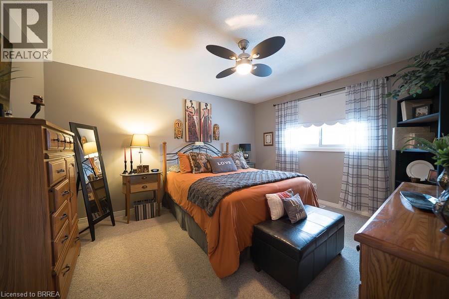 17 Crabapple Court, Brantford, Ontario  N3R 5X8 - Photo 13 - 40806088