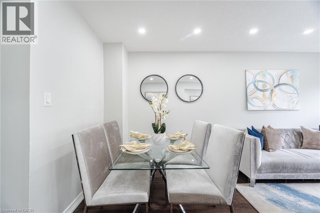 3525 Brandon Gate Drive Unit# 65, Mississauga, Ontario  L4T 3M3 - Photo 7 - 40799233