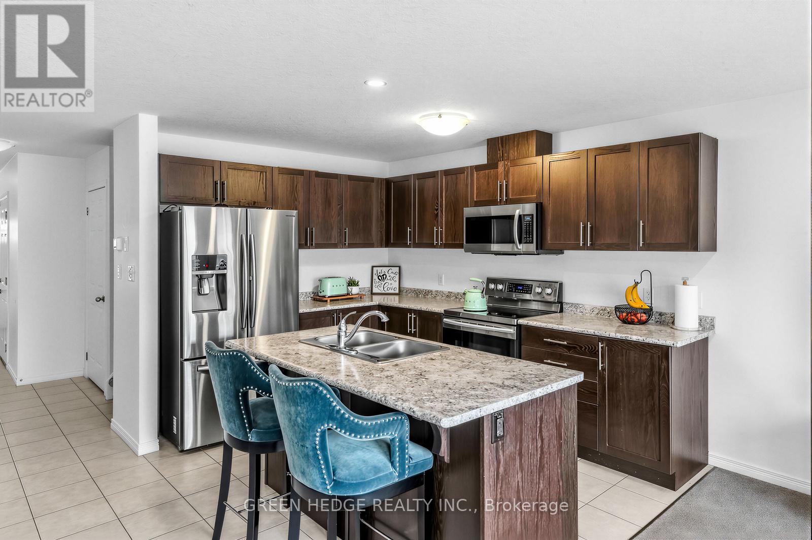 47 - 135 Hardcastle Drive, Cambridge, Ontario  N1S 0B6 - Photo 11 - X12828012