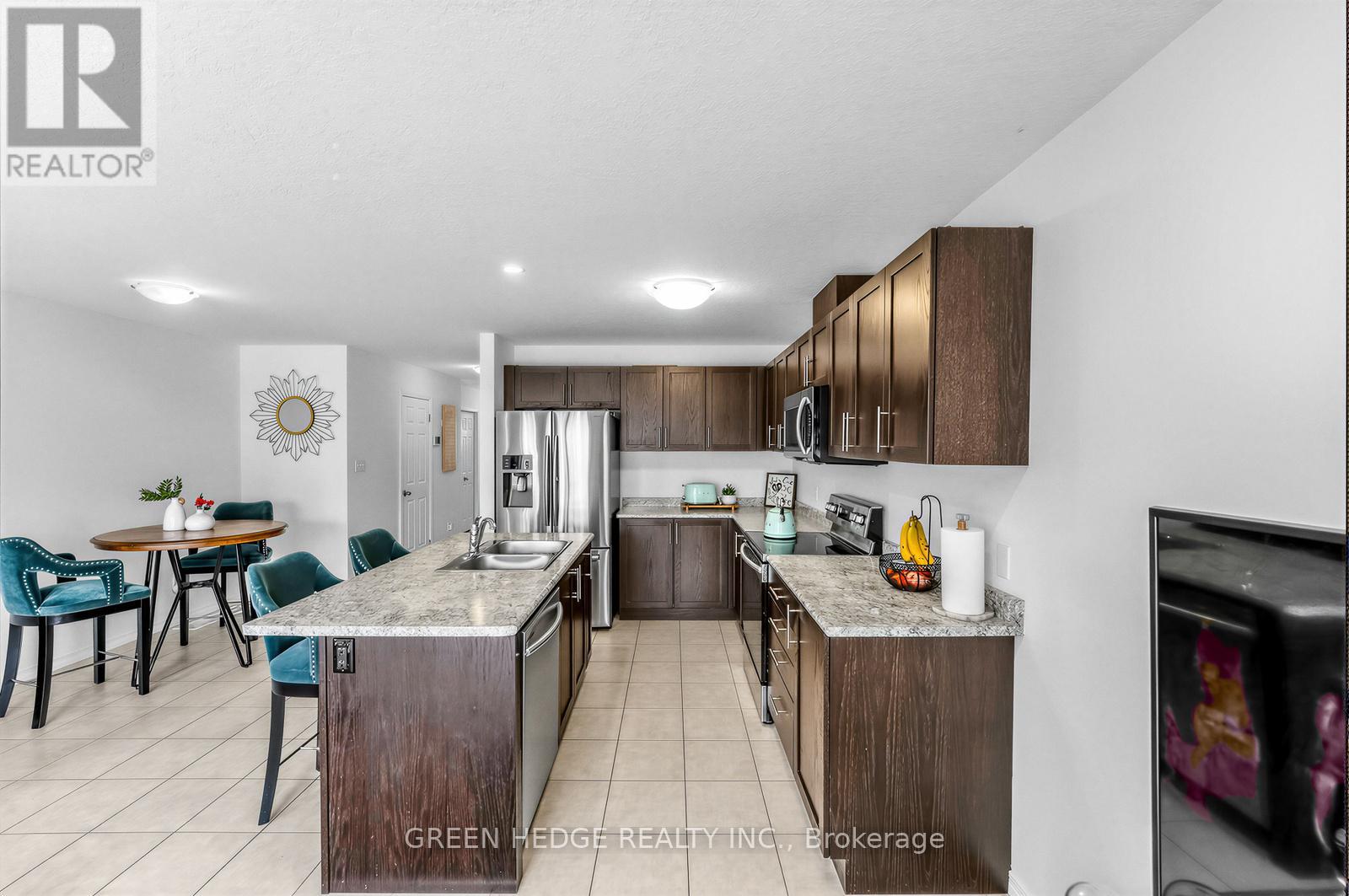 47 - 135 Hardcastle Drive, Cambridge, Ontario  N1S 0B6 - Photo 12 - X12828012