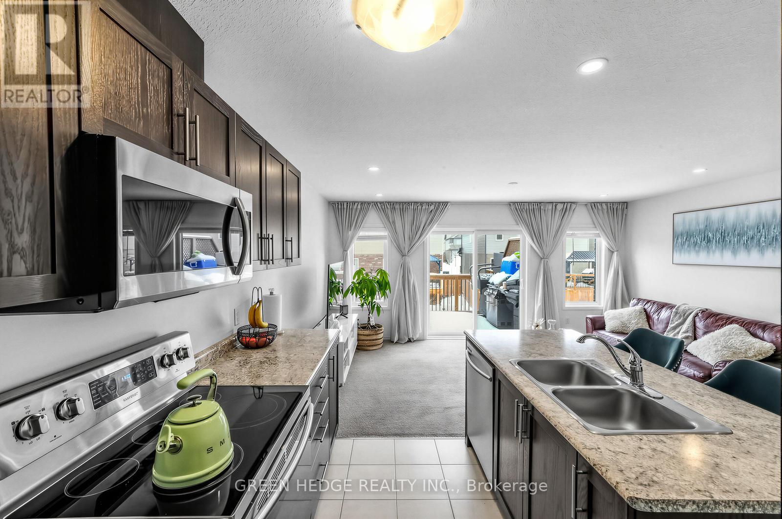 47 - 135 Hardcastle Drive, Cambridge, Ontario  N1S 0B6 - Photo 14 - X12828012