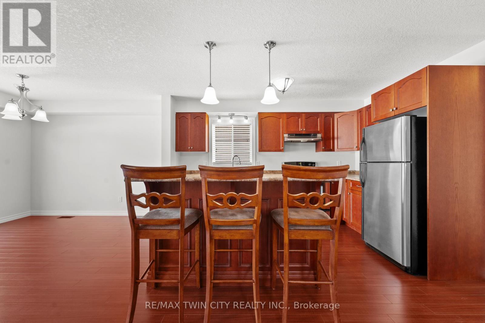 256 Charlotta Street, Wilmot, Ontario  N3A 4M8 - Photo 10 - X12828130