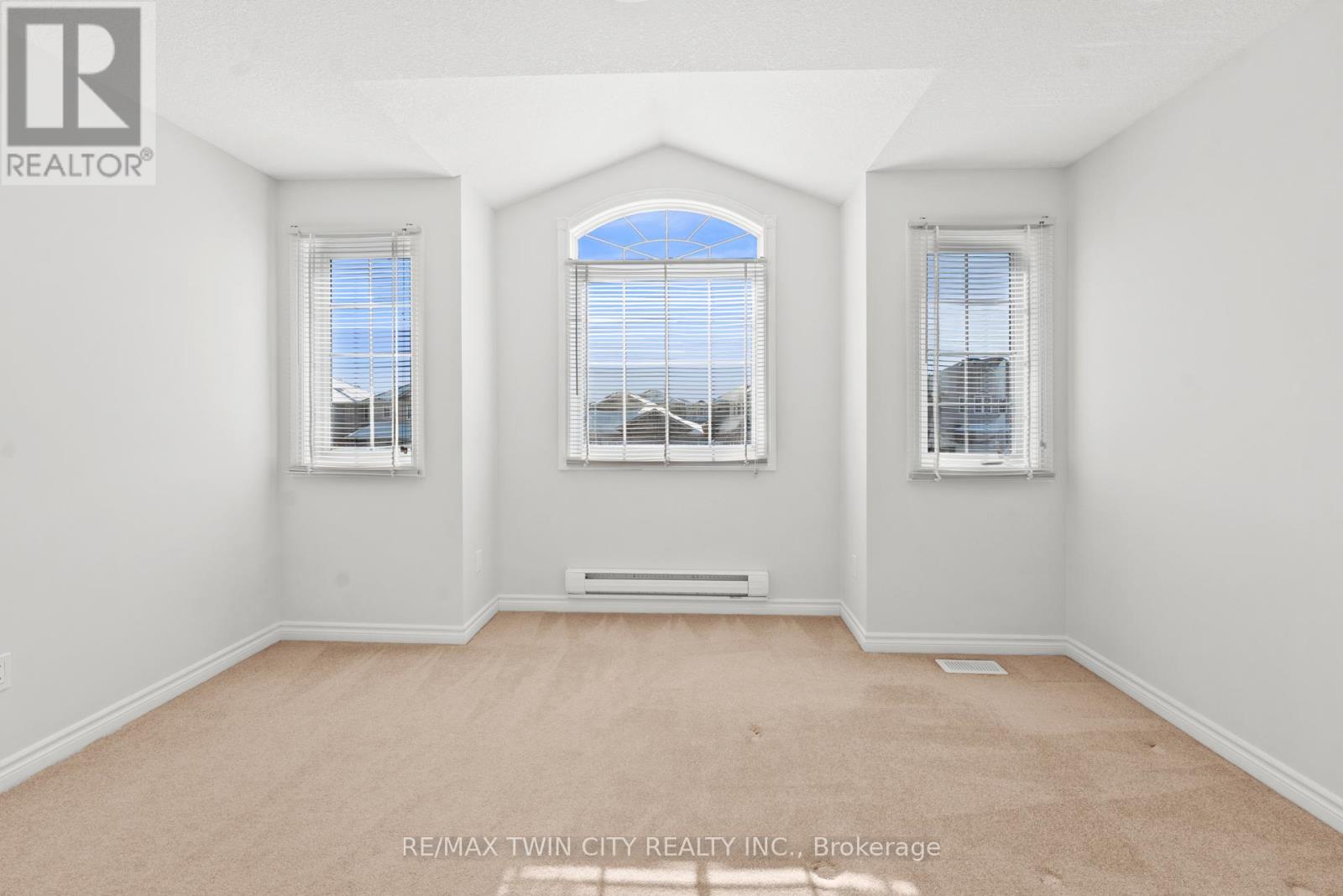 256 Charlotta Street, Wilmot, Ontario  N3A 4M8 - Photo 32 - X12828130