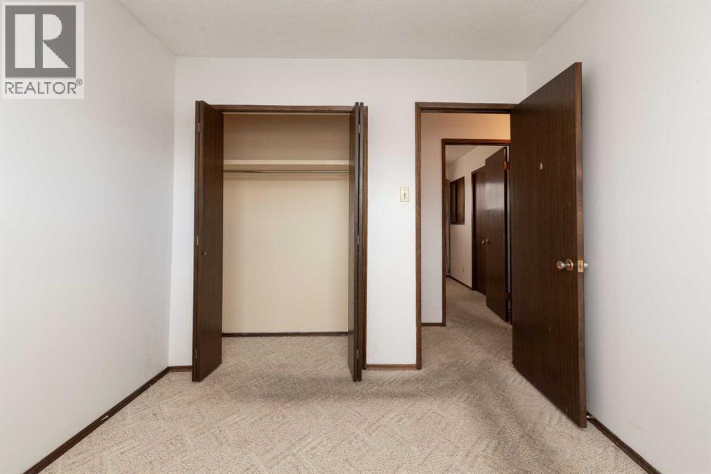 1259 St Catherine Road N, Lethbridge, Alberta  T1H 4E9 - Photo 11 - A2288787