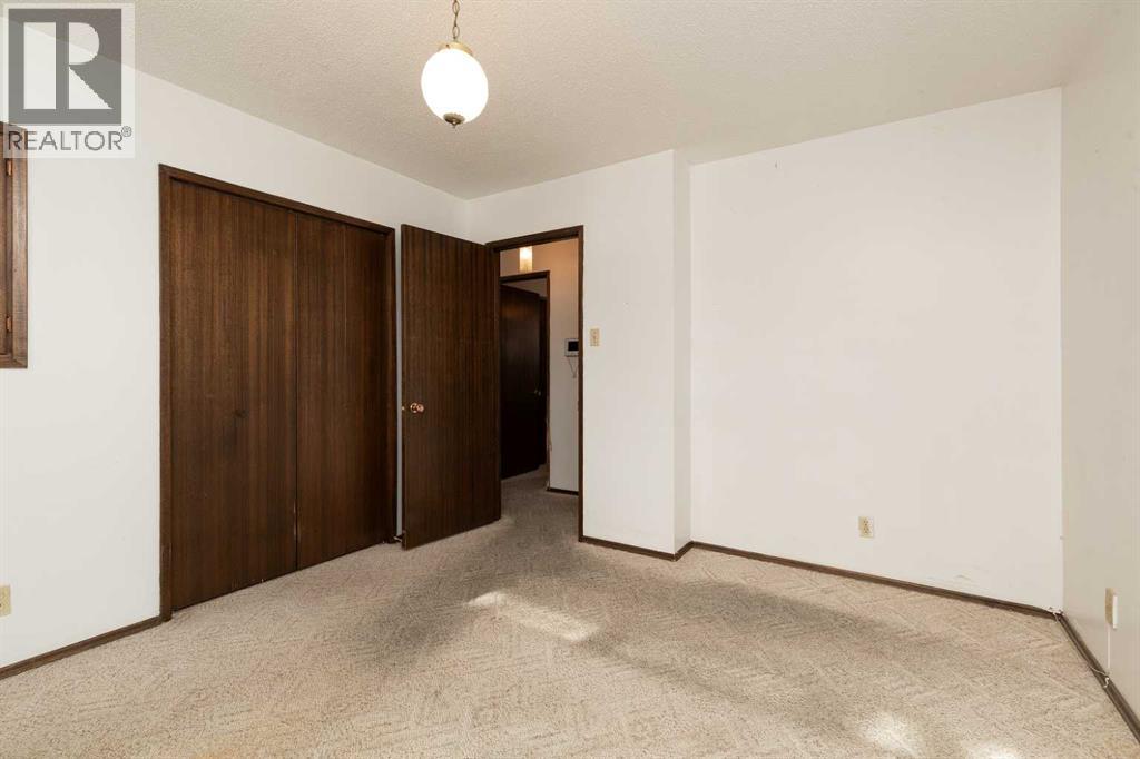 1259 St Catherine Road N, Lethbridge, Alberta  T1H 4E9 - Photo 14 - A2288787