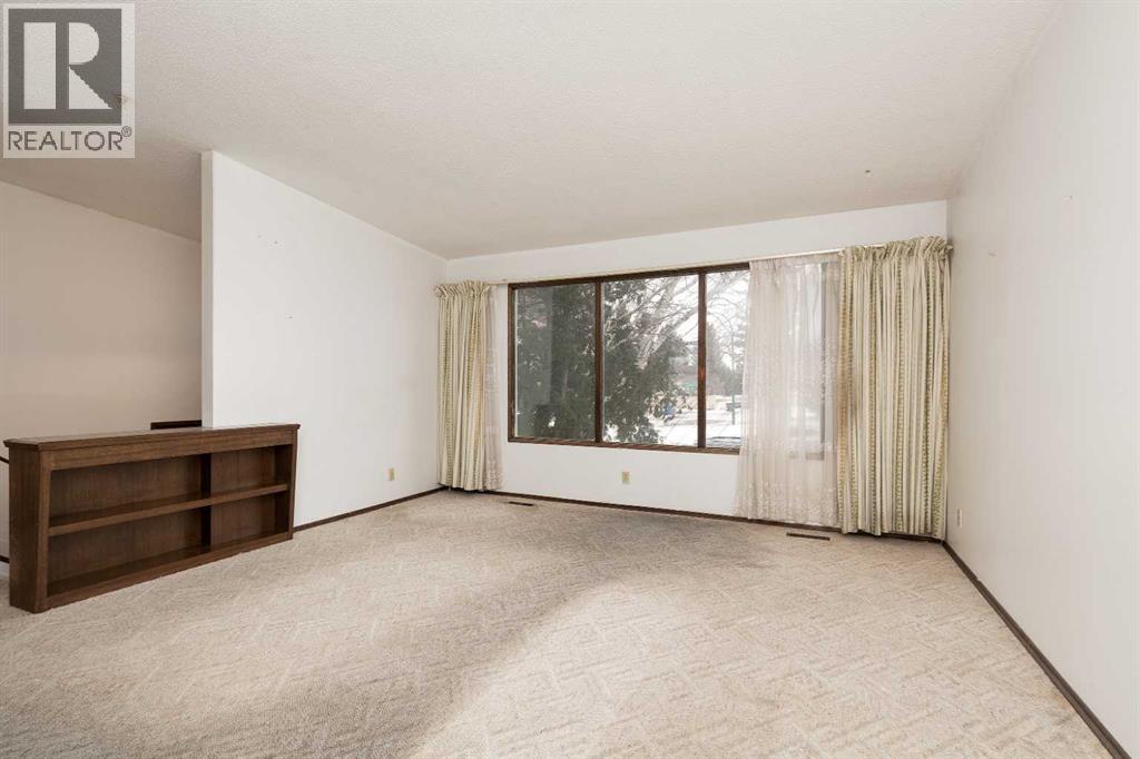 1259 St Catherine Road N, Lethbridge, Alberta  T1H 4E9 - Photo 5 - A2288787