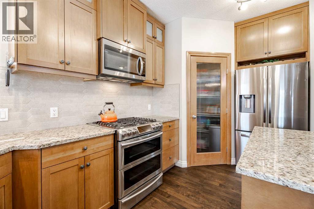 270 Valley Crest Court Nw, Calgary, Alberta  T3B 5Z1 - Photo 11 - A2289192