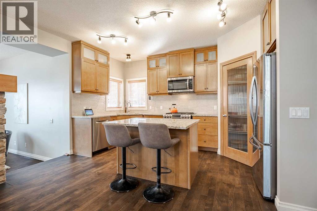 270 Valley Crest Court Nw, Calgary, Alberta  T3B 5Z1 - Photo 7 - A2289192