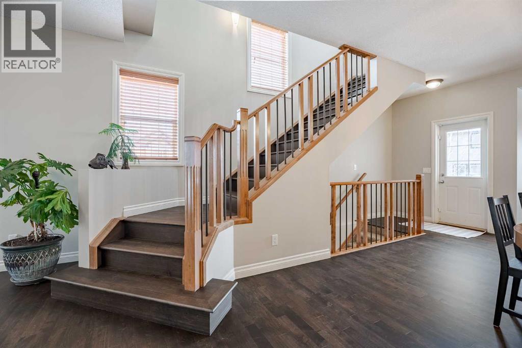 270 Valley Crest Court Nw, Calgary, Alberta  T3B 5Z1 - Photo 17 - A2289192