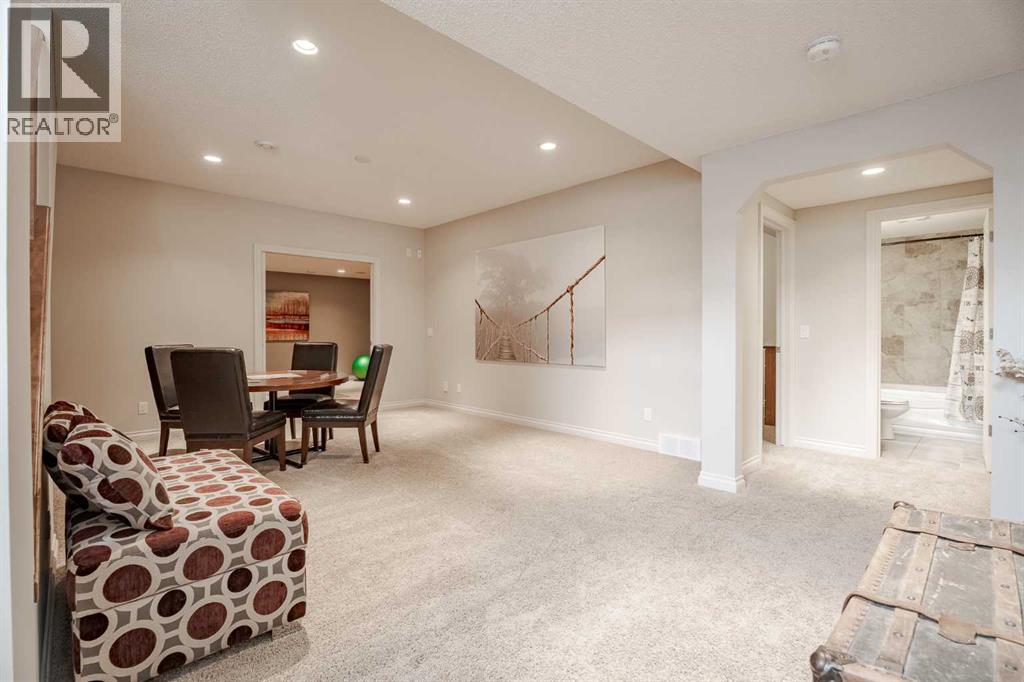 270 Valley Crest Court Nw, Calgary, Alberta  T3B 5Z1 - Photo 28 - A2289192