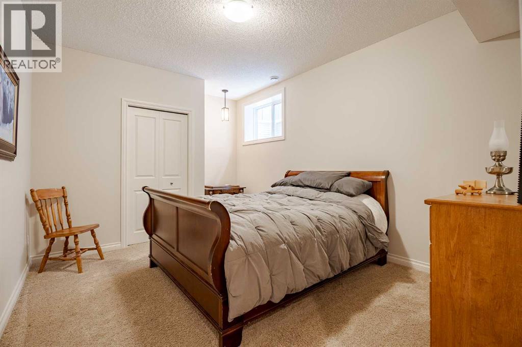 270 Valley Crest Court Nw, Calgary, Alberta  T3B 5Z1 - Photo 32 - A2289192