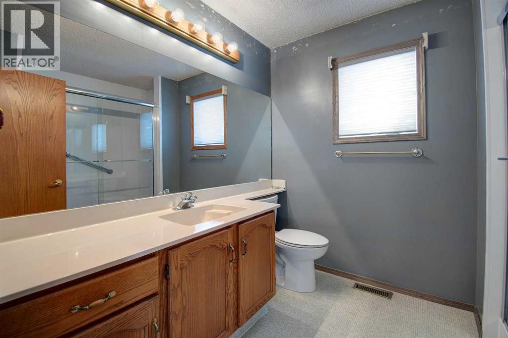 273 Woodside Road Nw, Airdrie, Alberta  T4B 2C6 - Photo 20 - A2288901