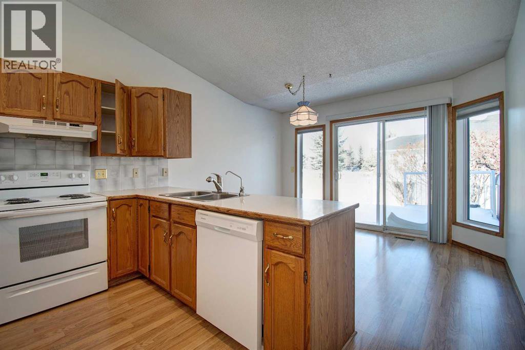 273 Woodside Road Nw, Airdrie, Alberta  T4B 2C6 - Photo 9 - A2288901