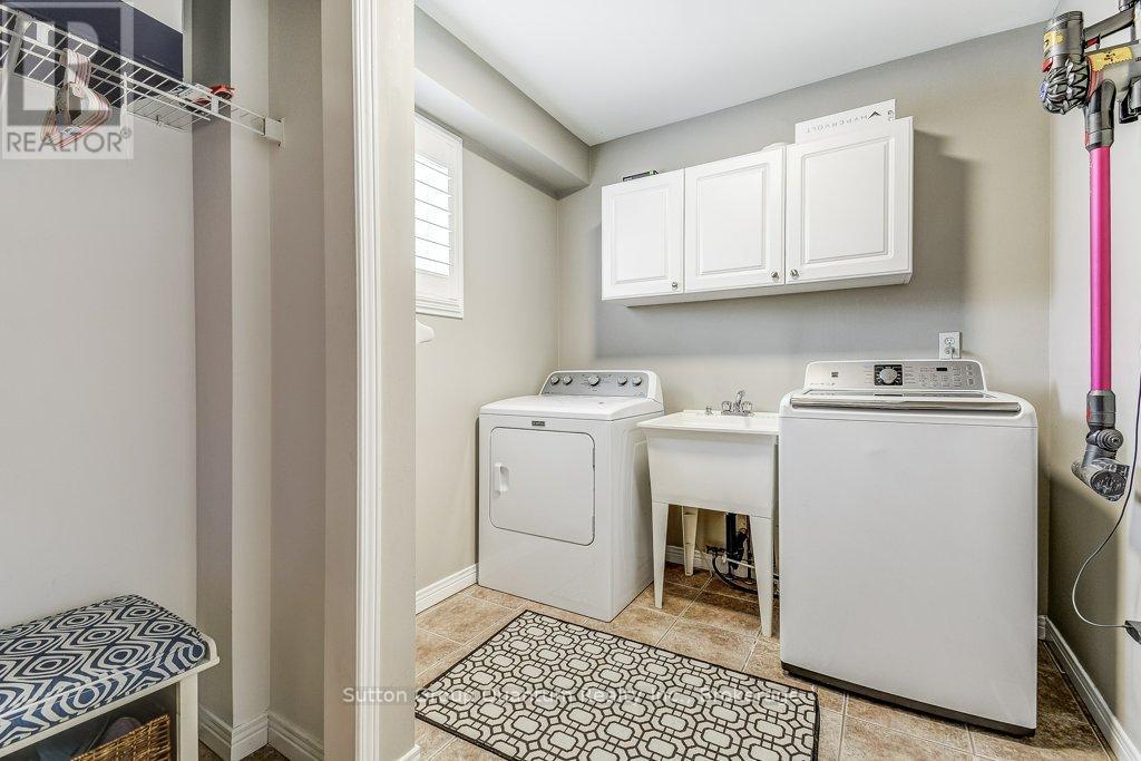 132 Eringate Drive, Hamilton, Ontario  L8J 3Y8 - Photo 23 - X12828206