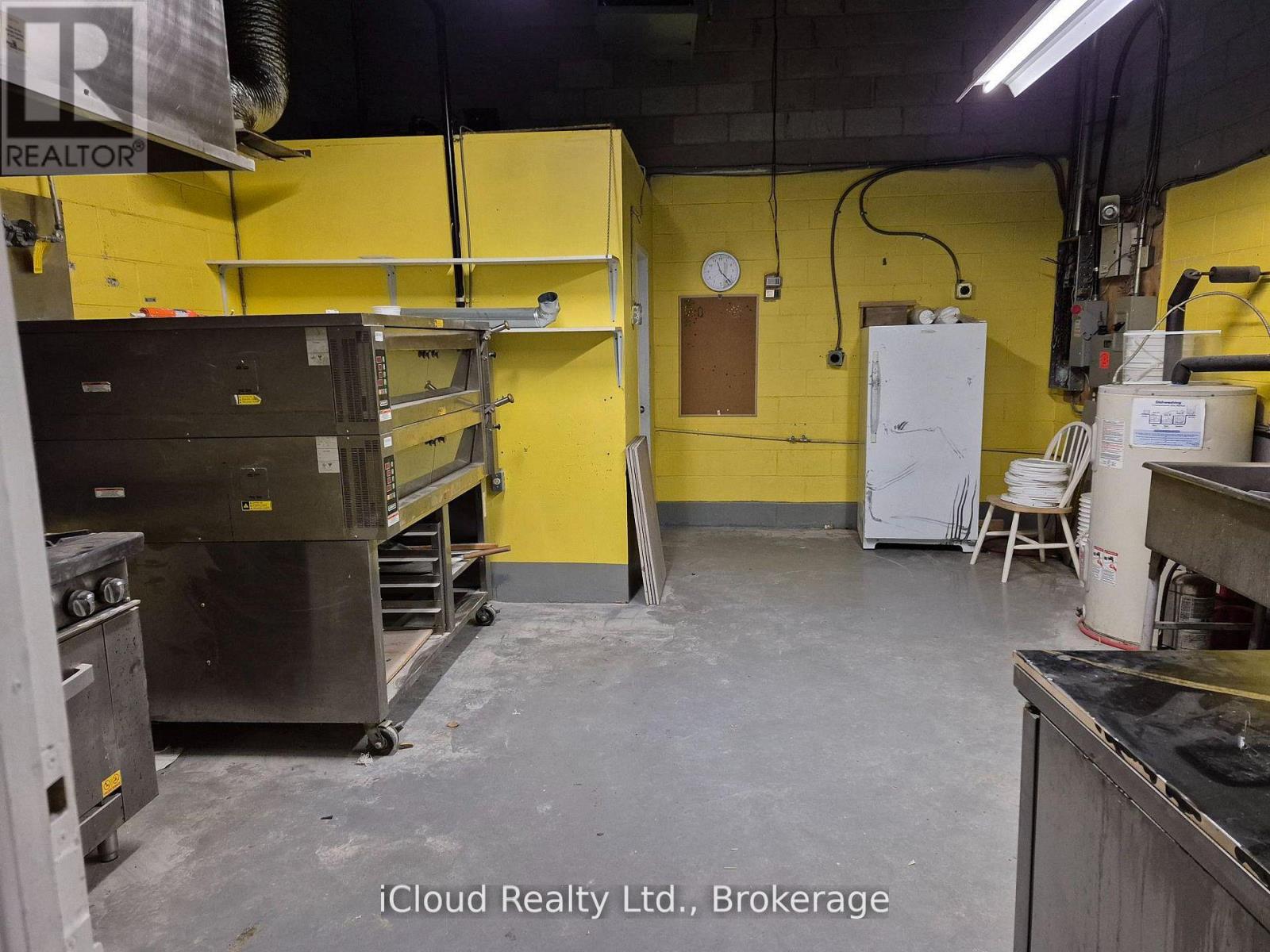 15 - 8 Strathearn Avenue, Brampton, Ontario  L6T 4L9 - Photo 10 - W12645358