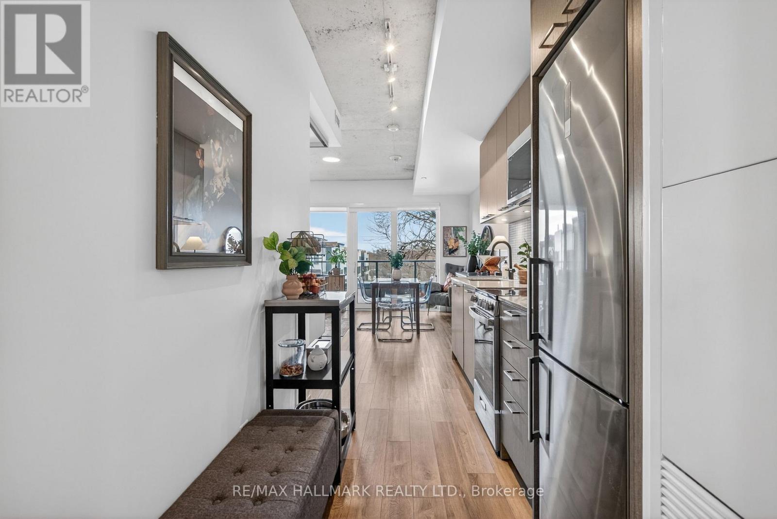 304 - 1808 St. Clair Avenue W, Toronto, Ontario  M6N 0C1 - Photo 3 - W12822834