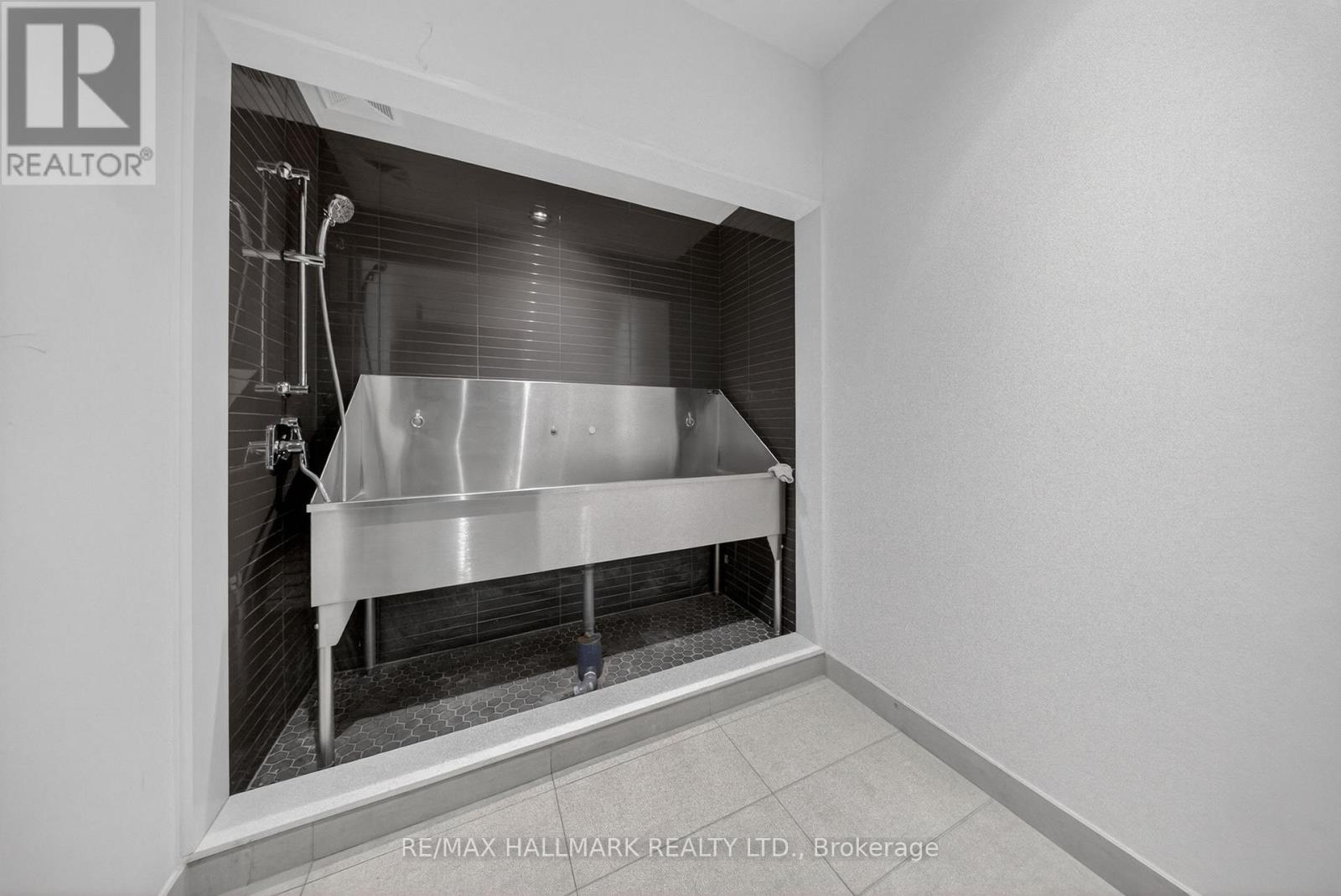 304 - 1808 St. Clair Avenue W, Toronto, Ontario  M6N 0C1 - Photo 38 - W12822834