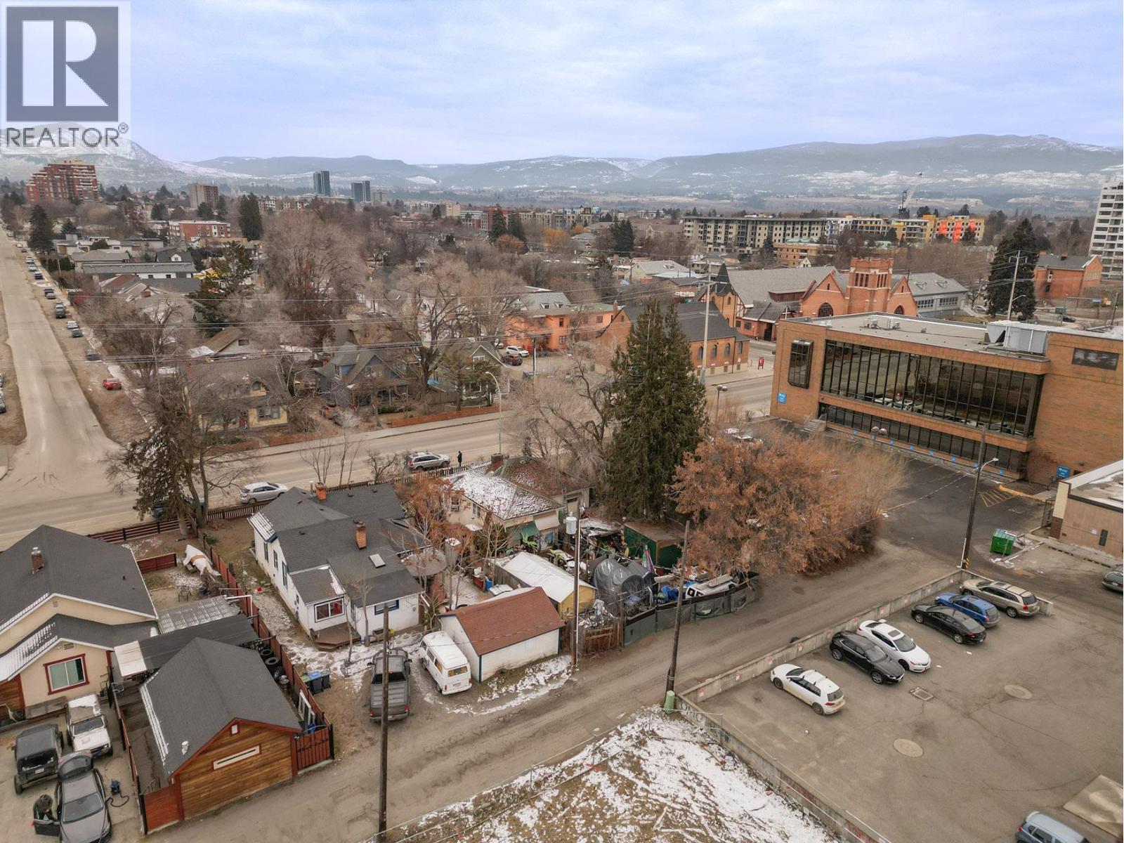 1470 Richter Street, Kelowna, British Columbia  V1Y 2L8 - Photo 4 - 10377374