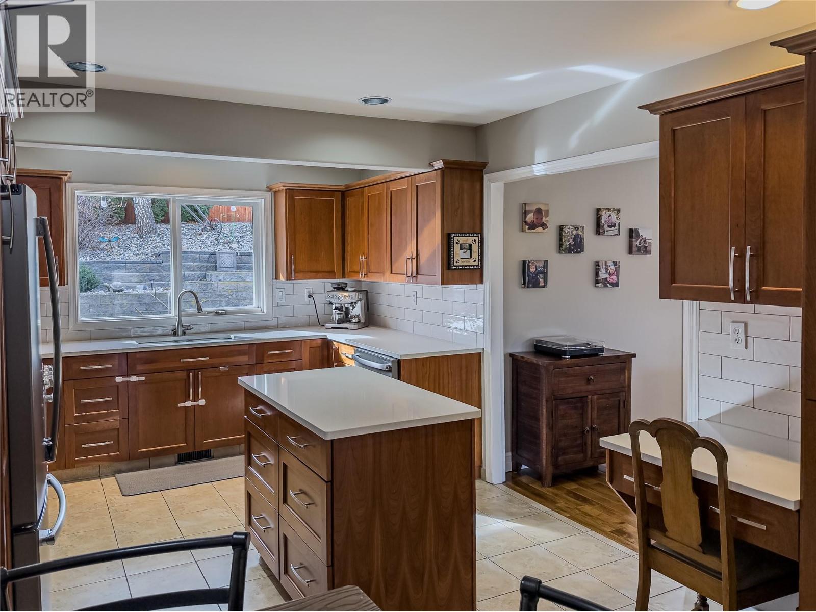 675 Munro Street, Kamloops, British Columbia  V2C 3E5 - Photo 11 - 10377036