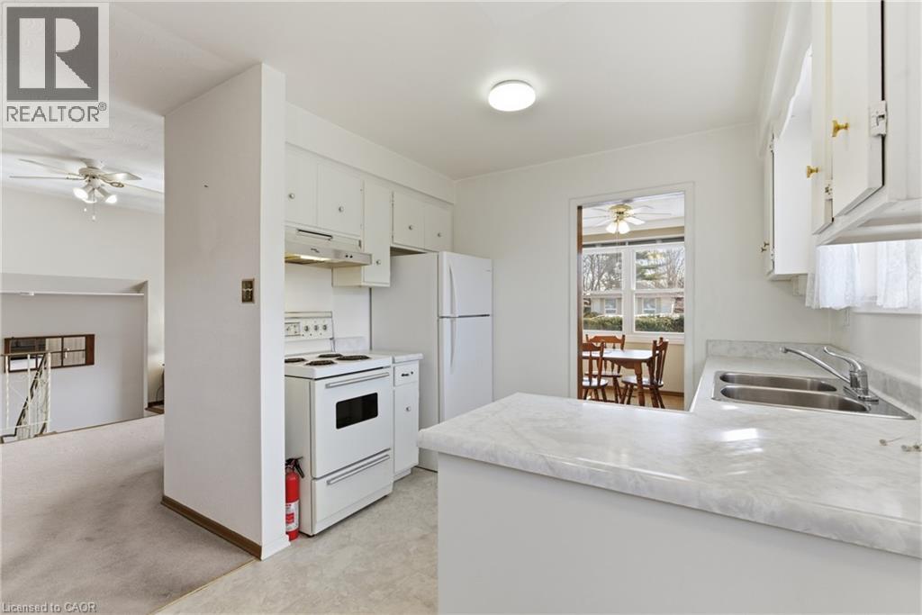 3 Vanderwood Court, Stoney Creek, Ontario  L8G 2Y5 - Photo 15 - 40807168