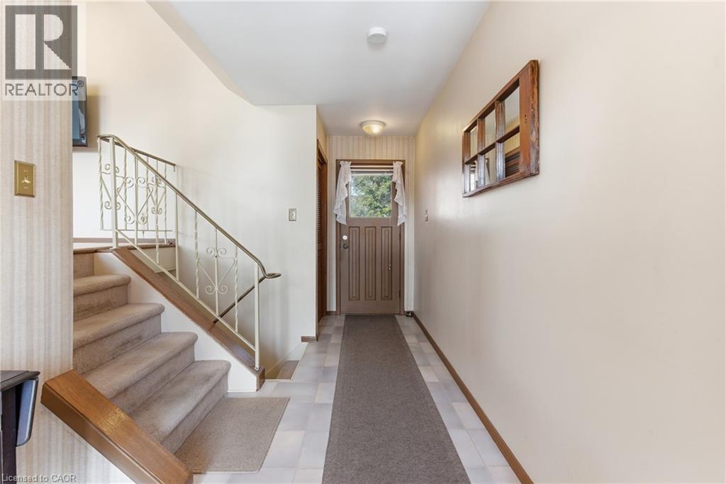 3 Vanderwood Court, Stoney Creek, Ontario  L8G 2Y5 - Photo 7 - 40807168