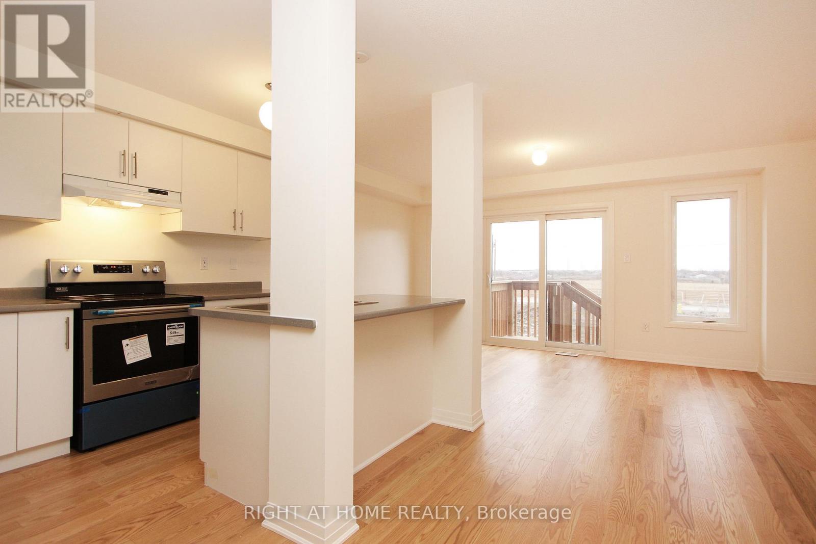 35 Sailors Landing, Clarington, Ontario  L1C 7G4 - Photo 3 - E12828238