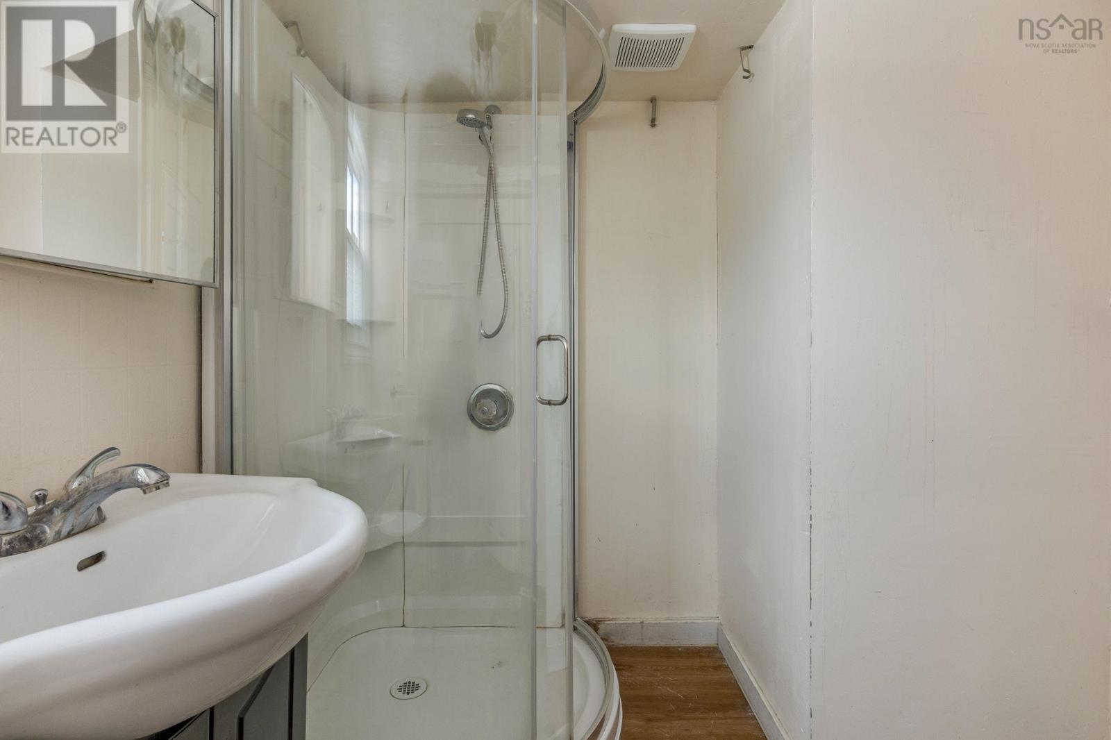 16 High Street, Dartmouth, Nova Scotia  B2W 1G7 - Photo 17 - 202603320