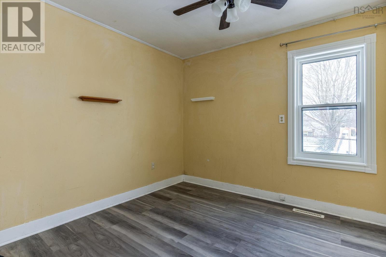 16 High Street, Dartmouth, Nova Scotia  B2W 1G7 - Photo 8 - 202603320