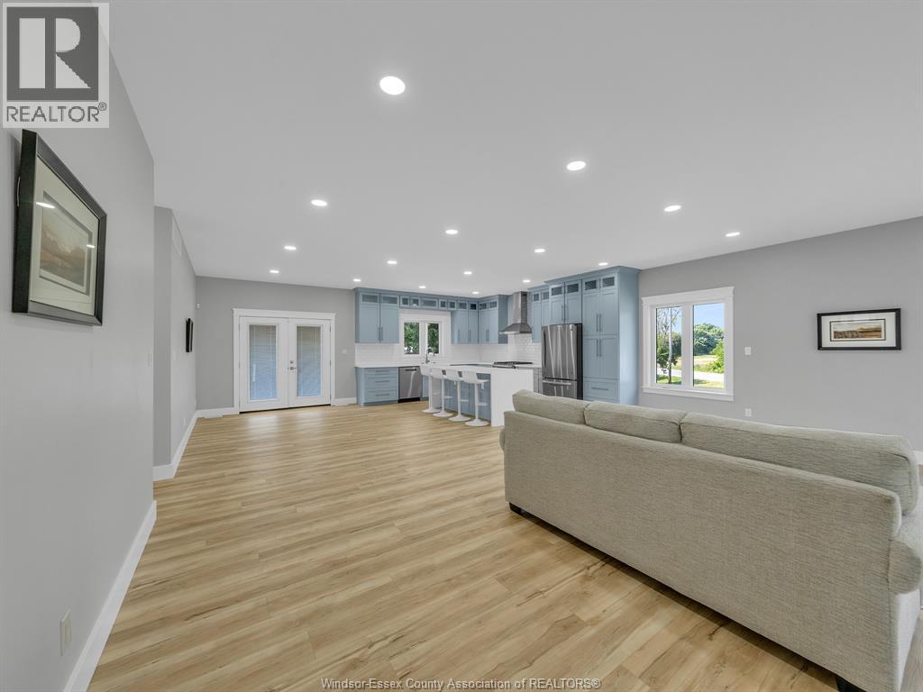 157 Gloucester Drive, Essex, Ontario  N0R 1G0 - Photo 10 - 26002304